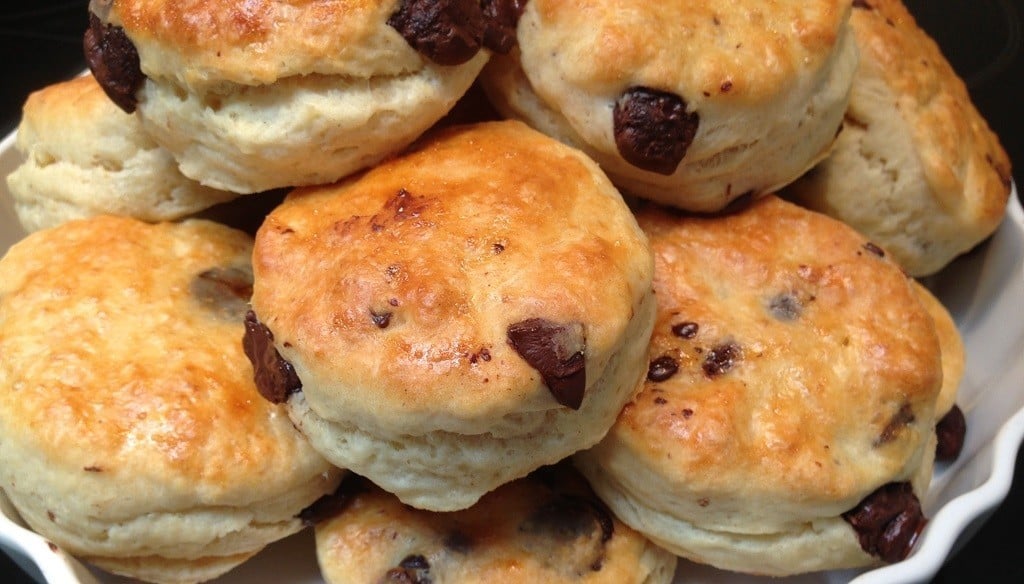 scones med chokolade