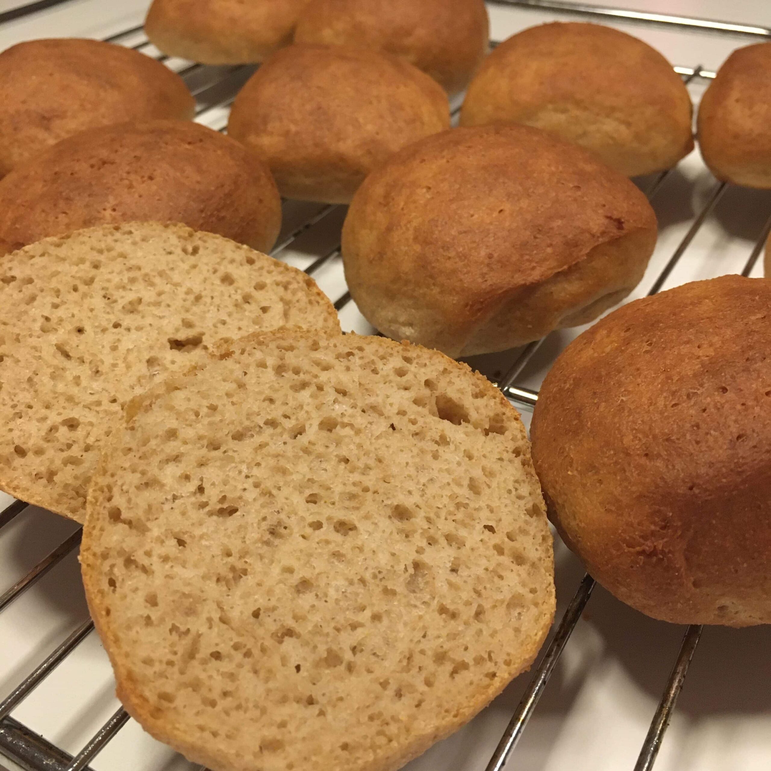 Kaloriefattige grove boller